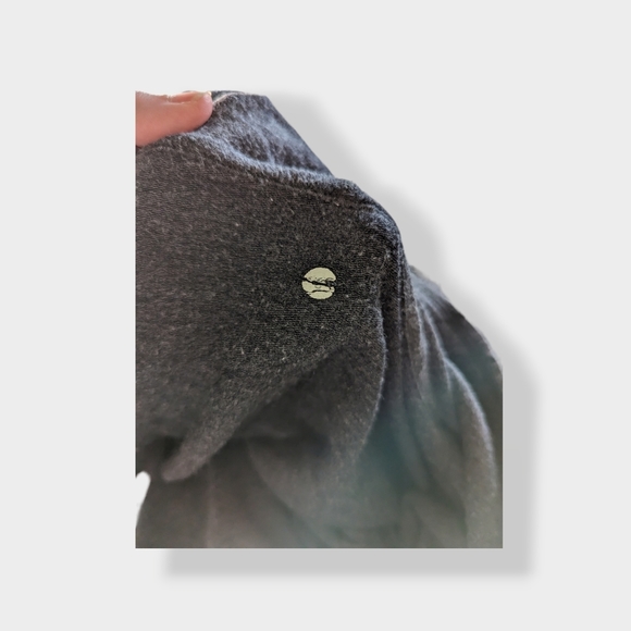 Lululemon Dance Pulse Wrap - Picture 4 of 4